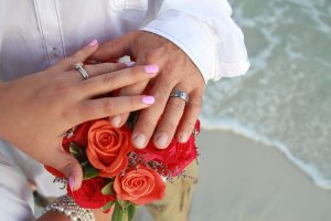 rings and bouquet