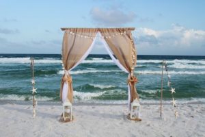 burlap arch